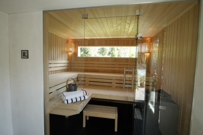 MODERNE GARTENSAUNA